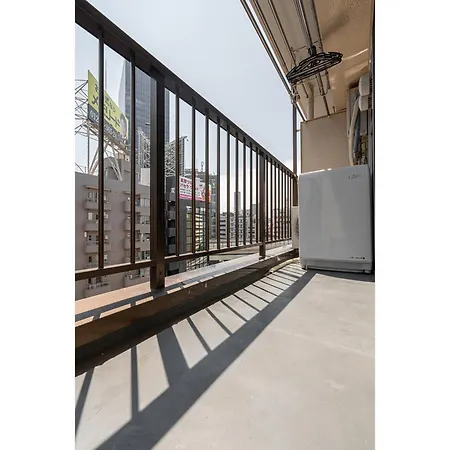 Ikebukuro East Exit, Two-Bedroom Boutique Apart Ment Tokyo Exterior photo